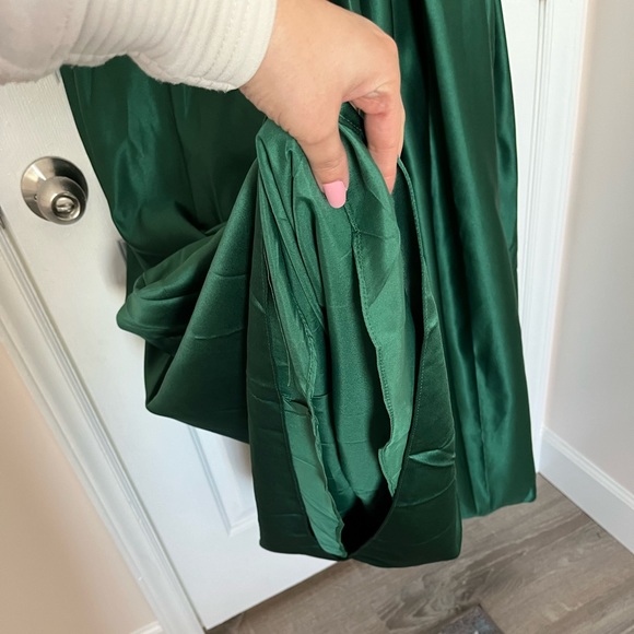 Ball Gown / Formal Dress - Picture 8 of 16